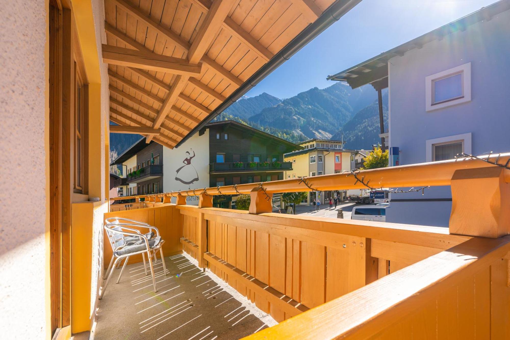 Das Cityhouse Mayrhofen Oda fotoğraf